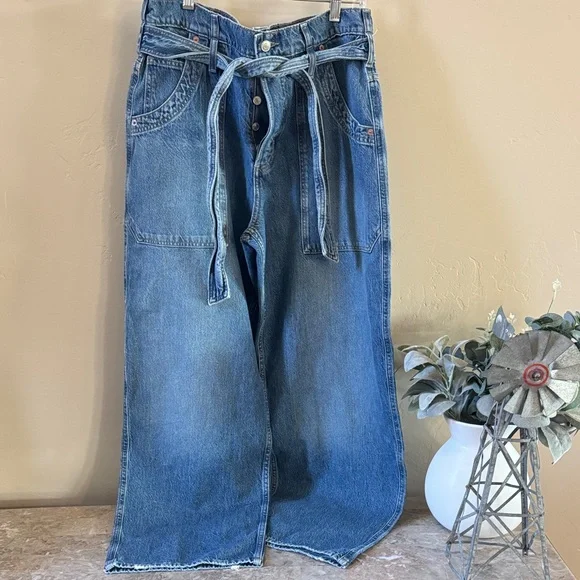 We The Free Denim Flare Jeans - Picture 1 of 8
